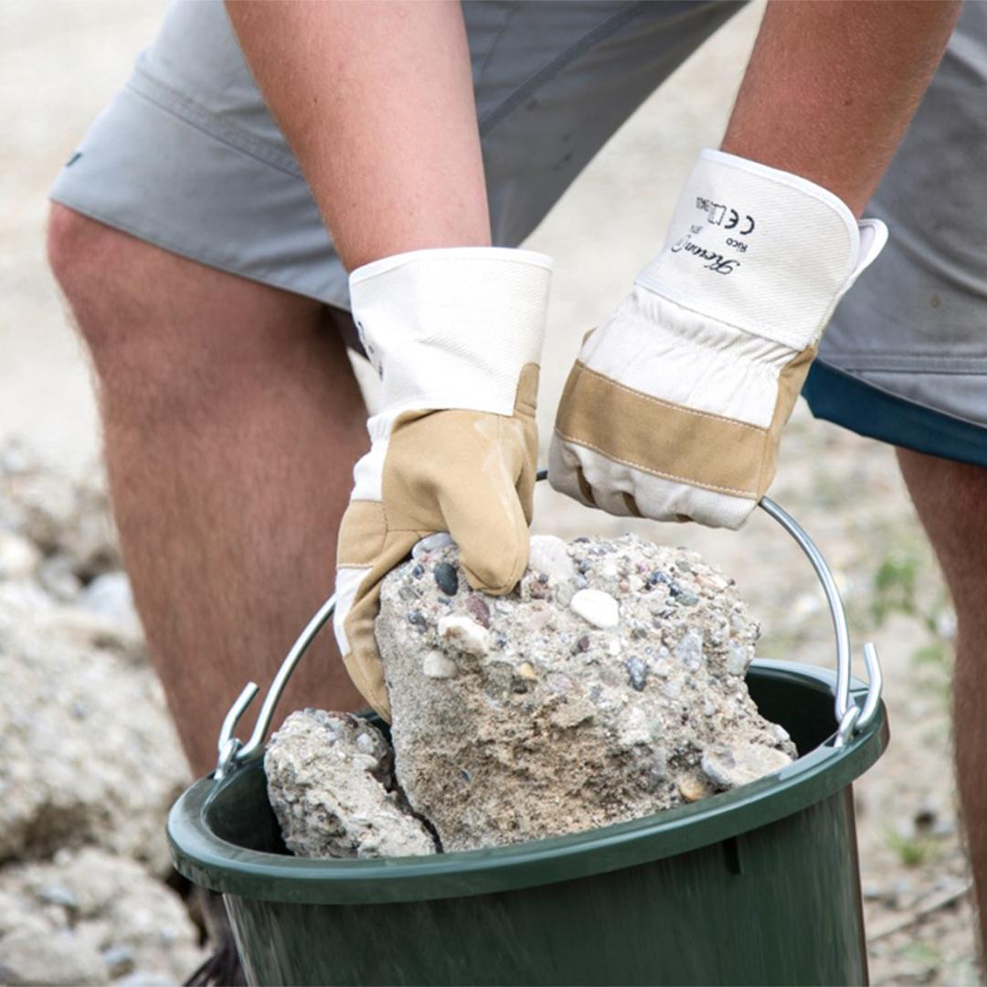 Green bucket 12L – stable and construction use, 33 cm