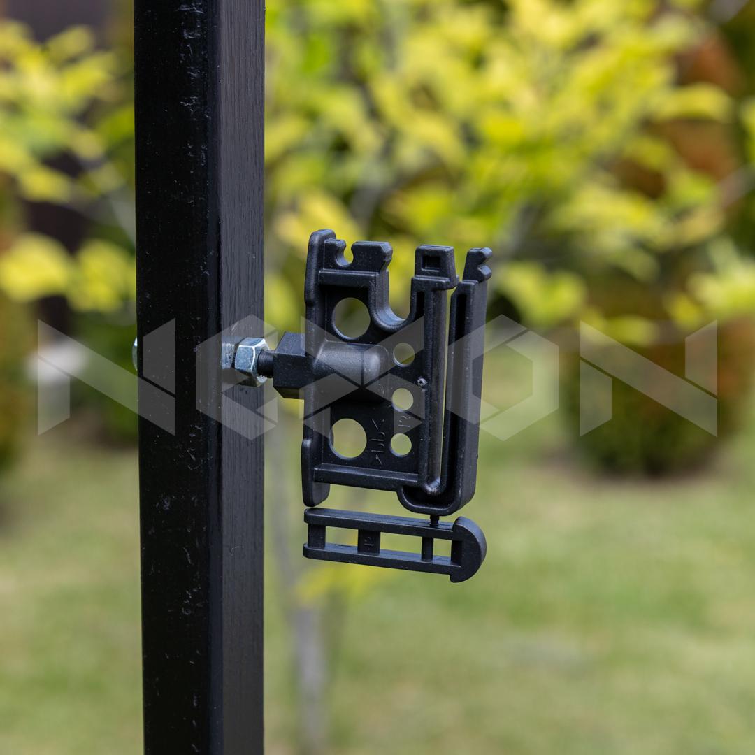 Izolator pentru banda gard electric metric pentru fier NEXON