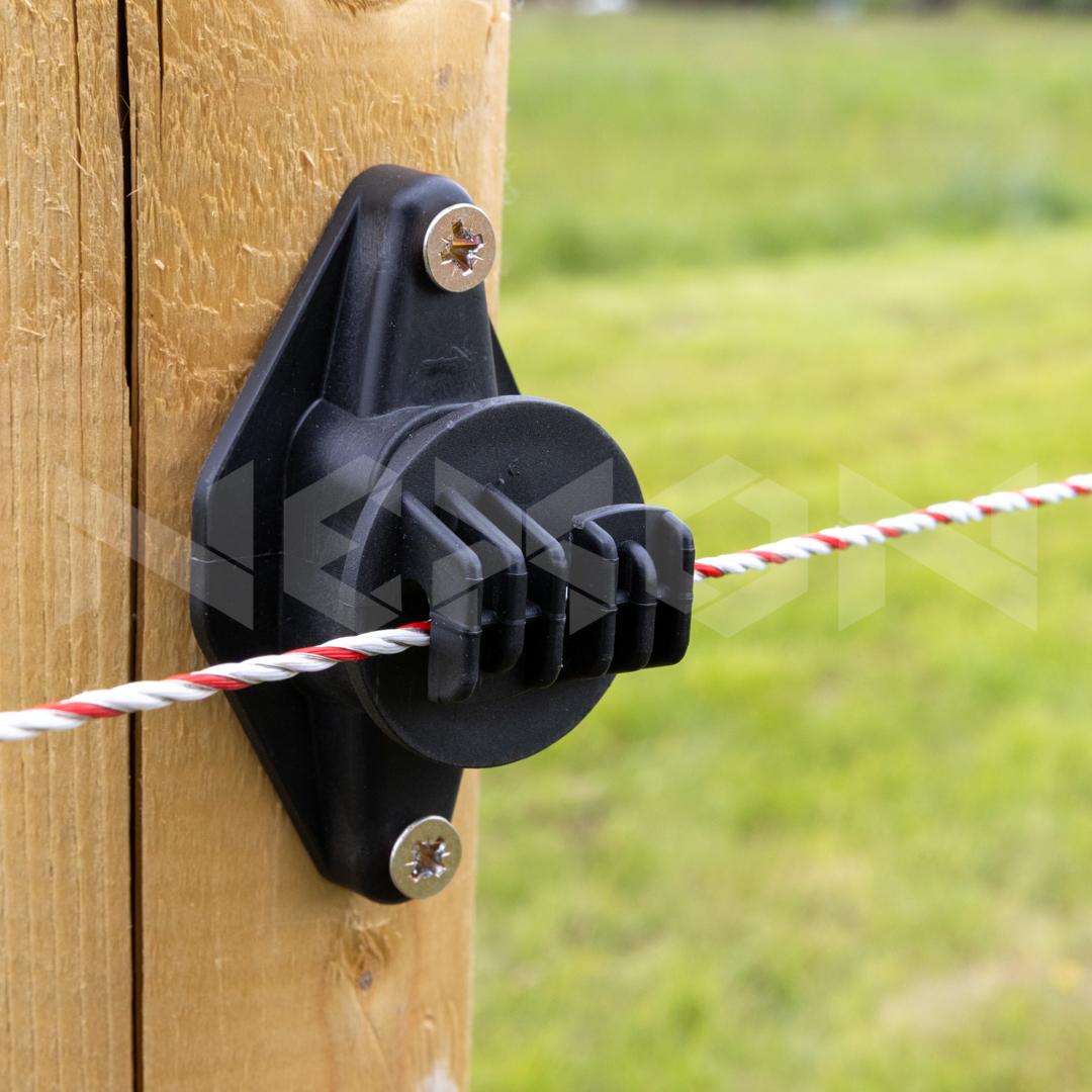 Izolator plat tip diamant pentru gard electric NEXON