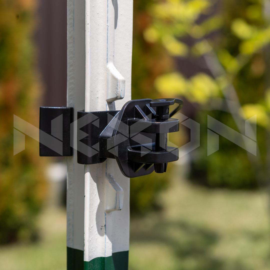 Izolator pentru sarma gard electric T-post NEXON modular negru