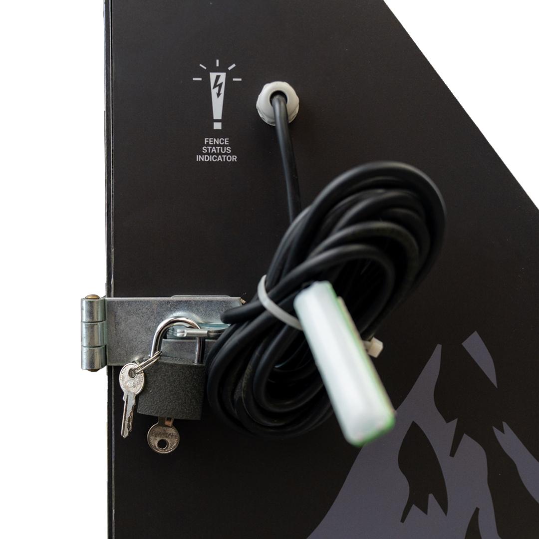 Portable Electric Fence NEXON PYRAMID 10J GPS with Solar Panel and Battery