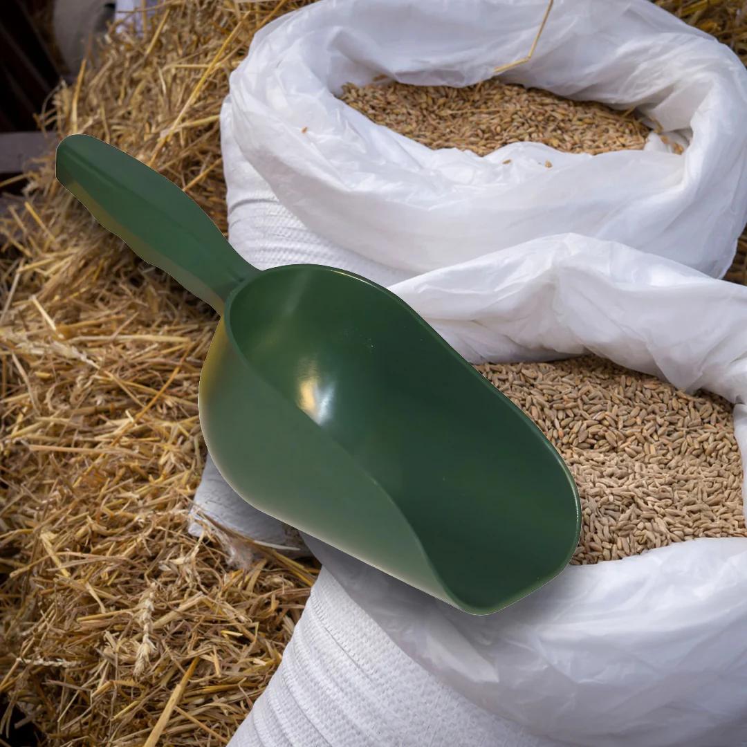 Műanyag takarmánylapát 0.5–2Kg