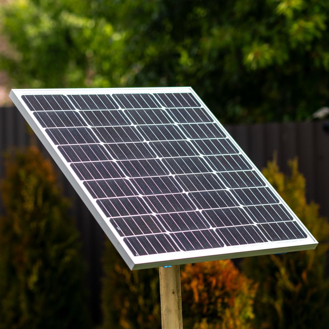 NEXON BeastShock 8.5J solar + battery electric fence kit